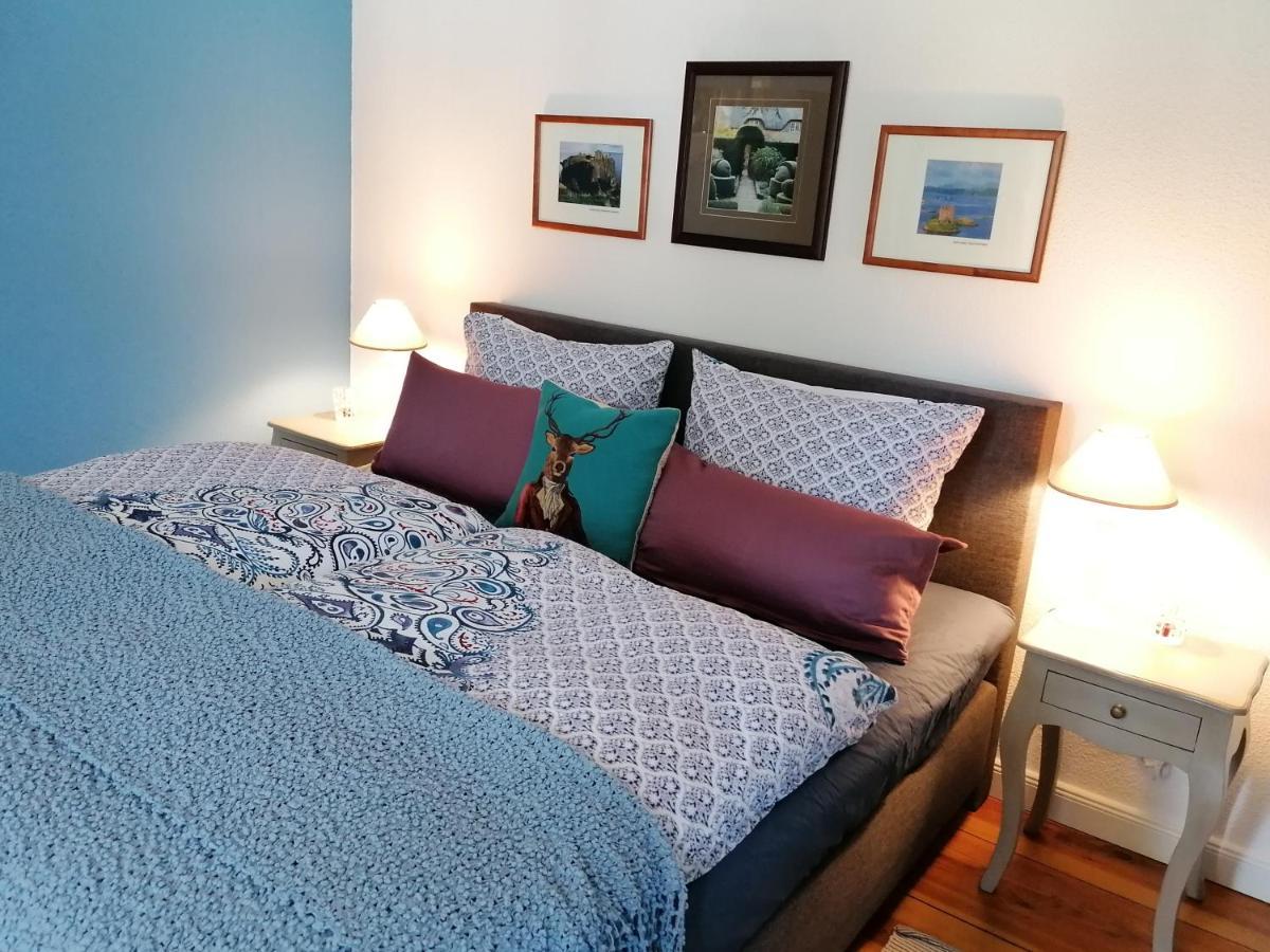 Bed&Breakfast Wagner "Im Alten Pfarrhaus" Neuruppin Luaran gambar