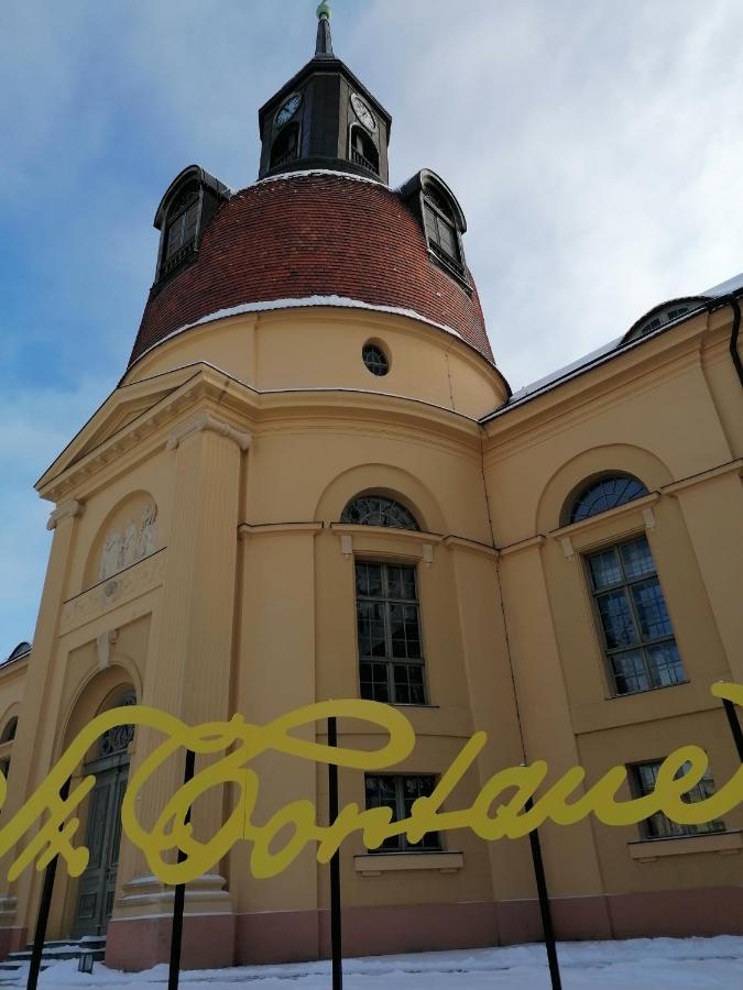 Bed&Breakfast Wagner "Im Alten Pfarrhaus" Neuruppin Luaran gambar