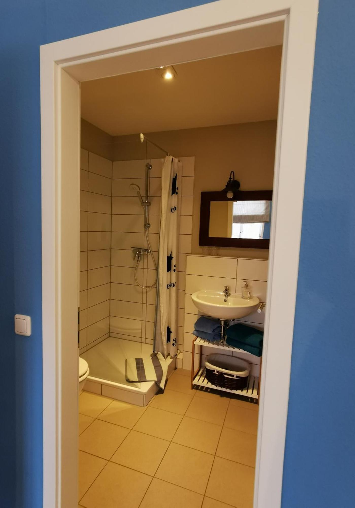 Bed&Breakfast Wagner "Im Alten Pfarrhaus" Neuruppin Luaran gambar